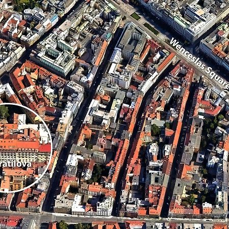 The Wenceslas Loft Praha Bagian luar foto